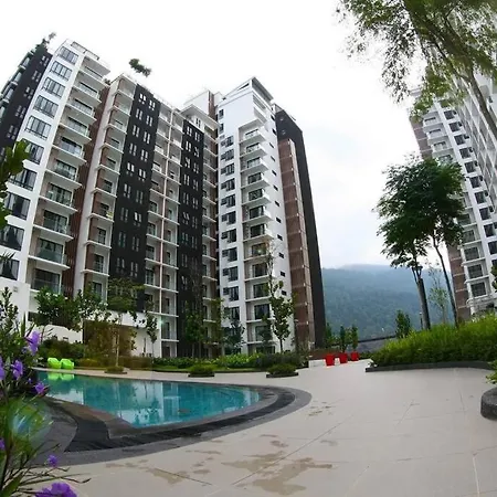 Premier Suite Cozy Home Midhills Genting 6-10 Pax Free Wifi Genting Highlands Exterior photo